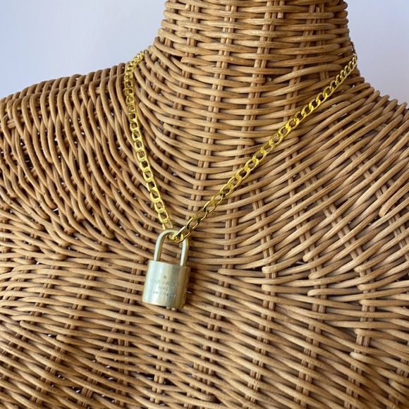 Authentic Louis Vuitton Lock. on a chain. - Picture 4 of 9
